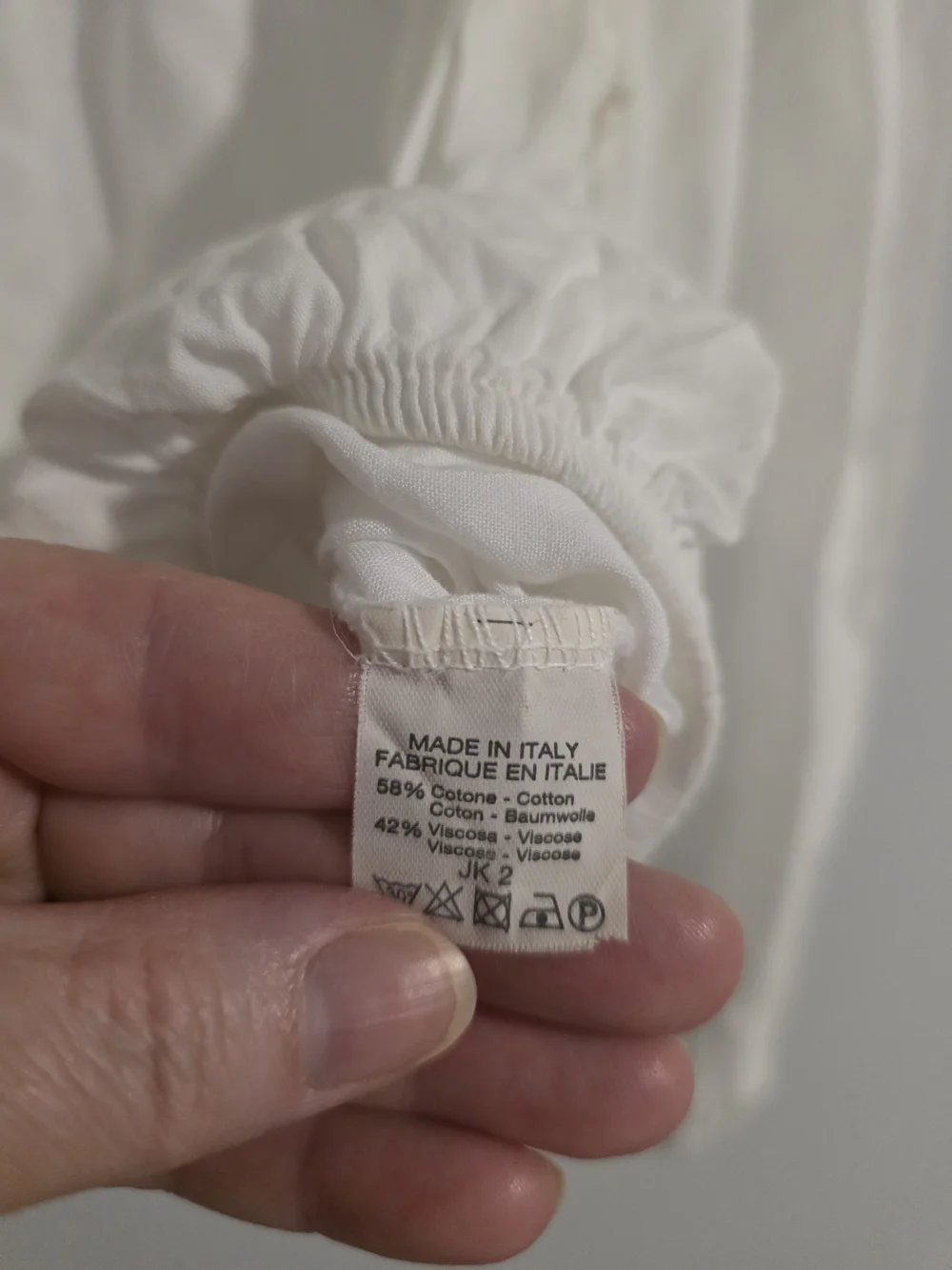 Brandy Melville White Off-Shoulder Long Sleeve Top (One Size) - Picture 4 of 6